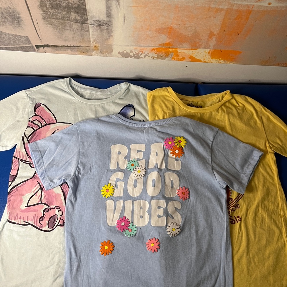 Disney Kids Short Sleeve Tees -100 percent cotton - Picture 2 of 3